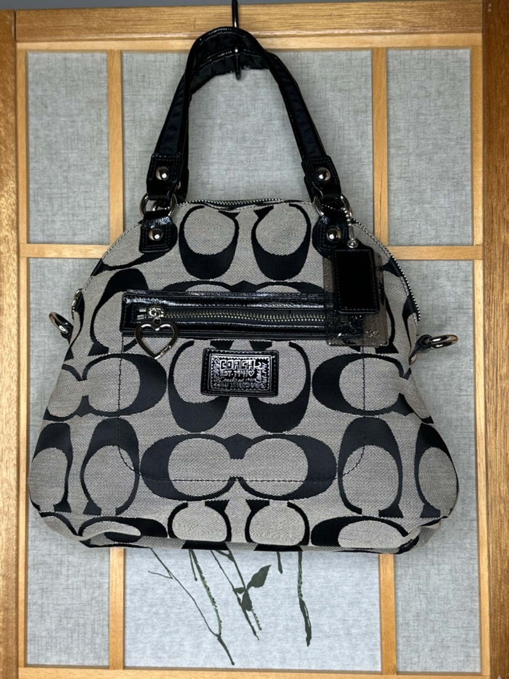 Coach Poppy Signature Dome Satchel Shoulder Bag Black Gray Heart Charm F22941